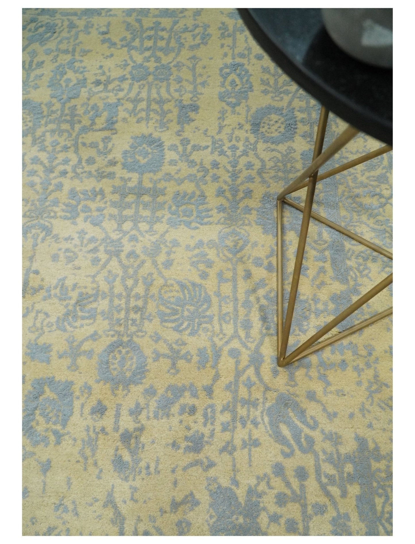 4x6 Fine Hand Knotted Gold and Silver Traditional Persian Style Antique Wool and Silk Rug