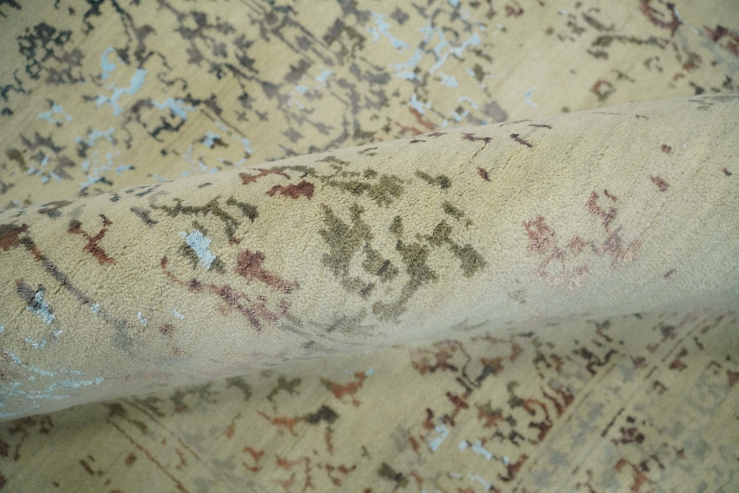 6x9 Fine Hand Knotted Beige and Rust Vintage Persian Style Antique Wool and Silk Rug