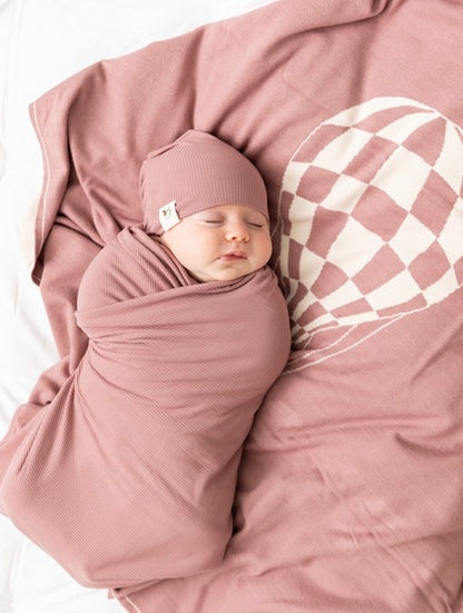 Knit Checkered Hot Air Balloon Blanket
