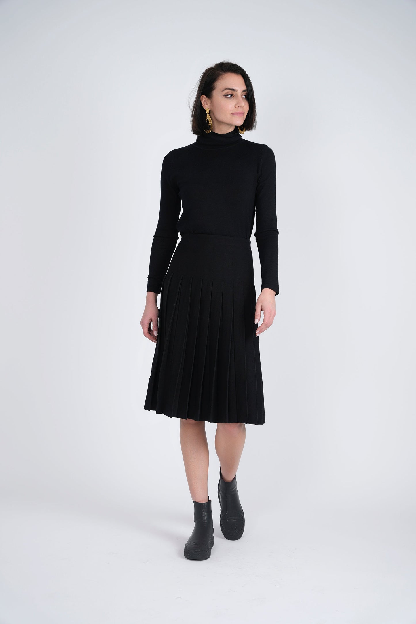 Knit Pleated Skirt