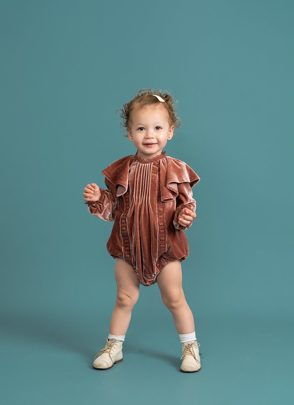 Crushed Velour Bubble with Lace Trim