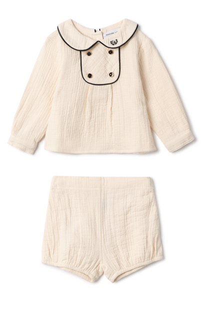 Crest Embroidered Set