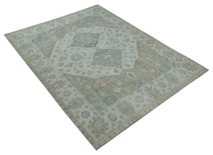 Antique Design Medallion Earthy Ivory and Camel 8x10 wool Area Rug
