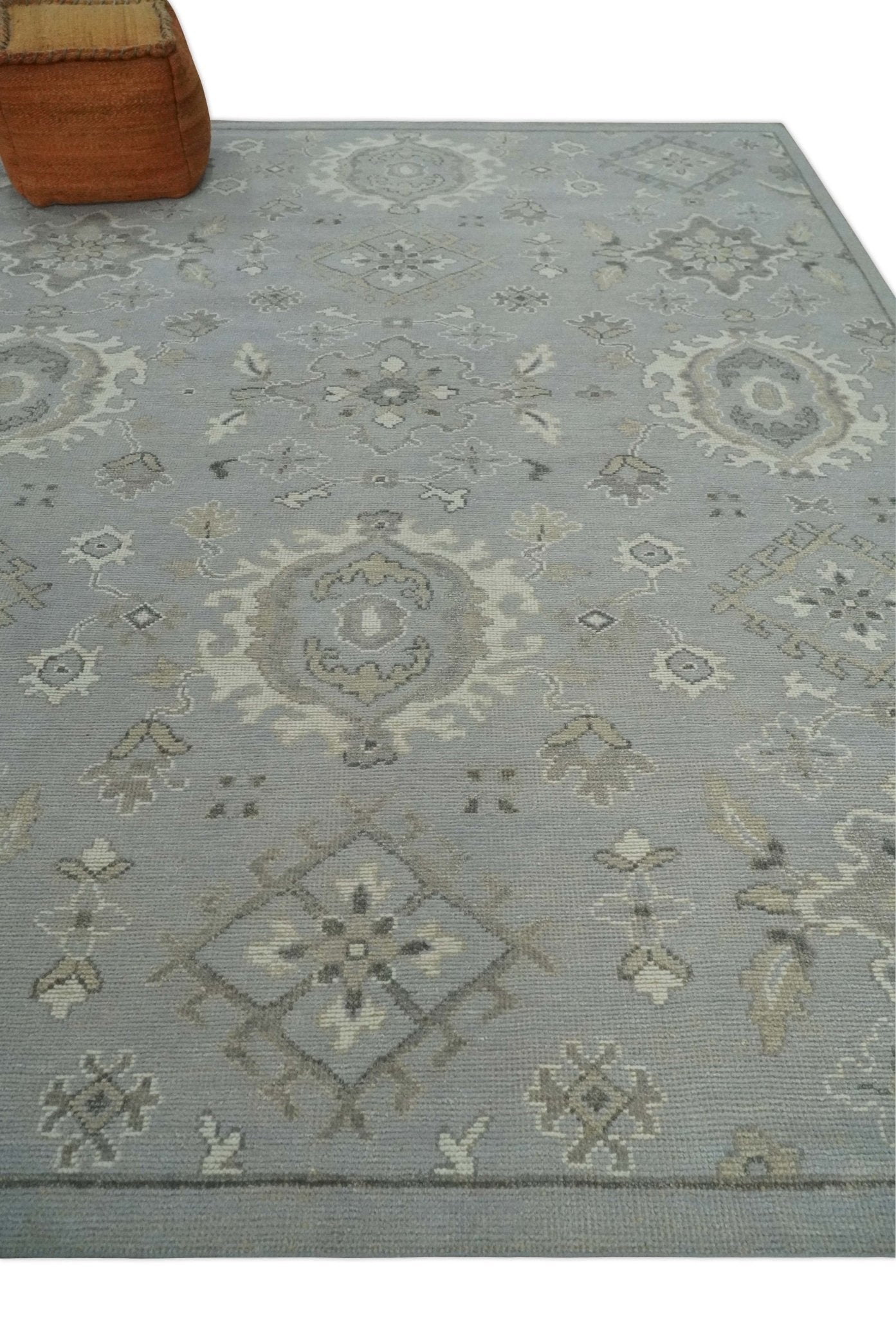 Antique Style Silver And Beige Modern Oushak wool Area Rug